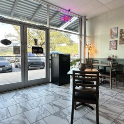 The Cedar Tree: Mediterranean Grill & Café