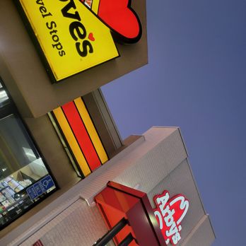 Love's Travel Stop - Gas Stations Near Me - Lost Hills, California Love's Travel Stop - Gas Stations Near Me - Lost Hills, California