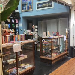 Barrier Island Books & Art