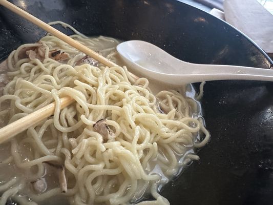 Jimoto Ramen by null