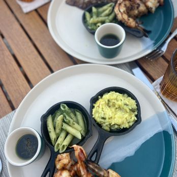 El Farallón - Shrimp, yes it was 4 pieces for $100 USD - Seafood Near Me - Cabo San Lucas, BCS