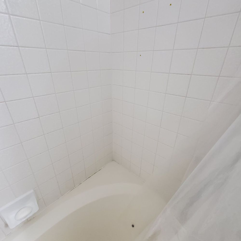 Like-Nu Tub & Tile - Old tile and tired stained tub. - Refinishing Services Near Me - Las Vegas, Nevada Like-Nu Tub & Tile - Old tile and tired stained tub. - Refinishing Services Near Me - Las Vegas, Nevada
