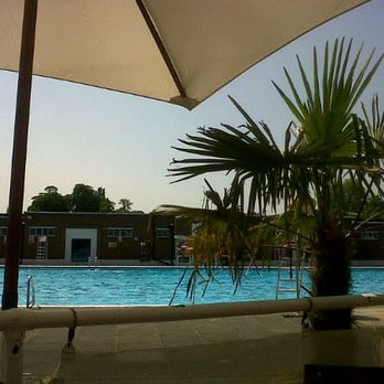 The Lido Cafe - Sun sun sunnnn - Cafes Near Me - London, XGL The Lido Cafe - Sun sun sunnnn - Cafes Near Me - London, XGL