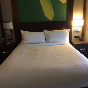 Courtyard by Marriott New Orleans French Quarter/Iberville - Queen bed - Hotels Near Me - New Orleans, Louisiana