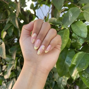 T & T Nail and Spa - Nail Salons Near Me - Camarillo, California T & T Nail and Spa - Nail Salons Near Me - Camarillo, California