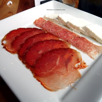 Tutta Bella - Formaggi e Salumi - salumi assortment + fresh mozzarella. - Pizza Near Me - Seattle, Washington Tutta Bella - Formaggi e Salumi - salumi assortment + fresh mozzarella. - Pizza Near Me - Seattle, Washington