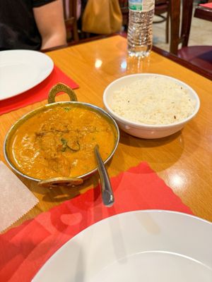 New Sitara Indian Cuisine & Bar by null