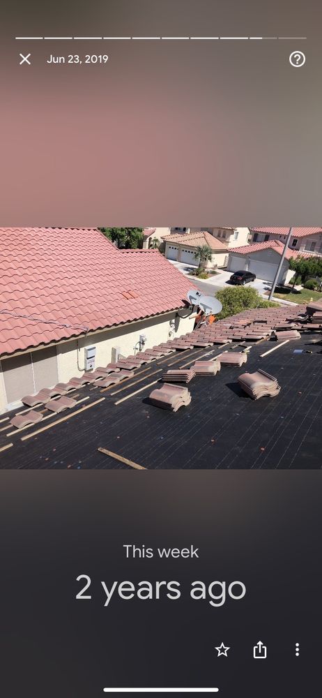 Slide of The Roof Surgeon