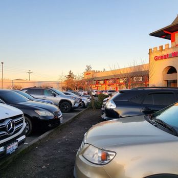 Heji Restaurant - Chinese Near Me - Kent, Washington