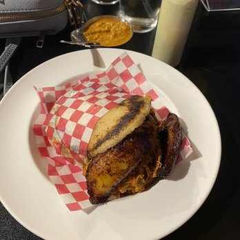 Fogonero Restaurant - Arepas with 1 Filling - Venezuelan Near Me - Pflugerville, Texas
