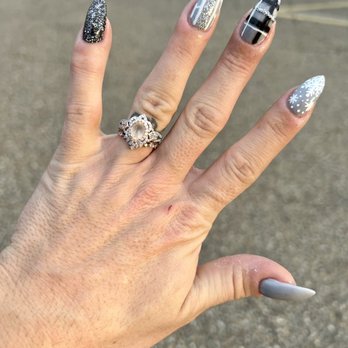 Sunny's Nail Studio - My Holiday 2021 nails Hand drawn designs by Fabi - Nail Salons Near Me - Mount Pleasant, Texas Sunny's Nail Studio - My Holiday 2021 nails Hand drawn designs by Fabi - Nail Salons Near Me - Mount Pleasant, Texas