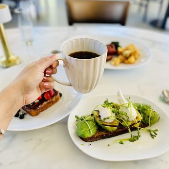 Cedar + Elm - Brunch! - New American Near Me - Kenmore, Washington