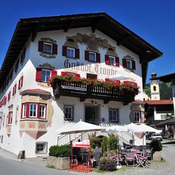 Traube - Front