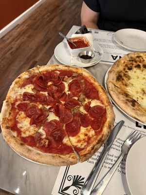 Leña Pizza + Bagels by null