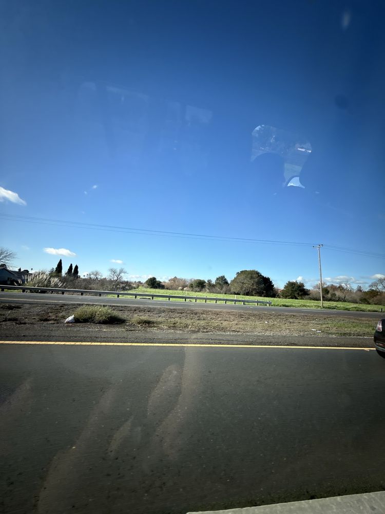 Huck’s Sliderhouse Huck’s Sliderhouse