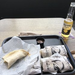 Taco Bell - Taco Bell in Annerly, QLD is better than any Taco Bell I've been to in the USA.