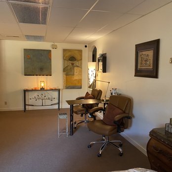 Signature Day Spa - Back side of waiting area - Massage Therapy Near Me - Carmel, California Signature Day Spa - Back side of waiting area - Massage Therapy Near Me - Carmel, California