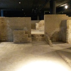 Museo Del Castillo De San Jorge - Algunas excavaciones