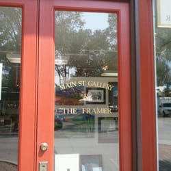 Main Street Gallery & the Framer - Front door.