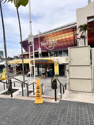LandShark Bar & Grill - Miami Bayside by null