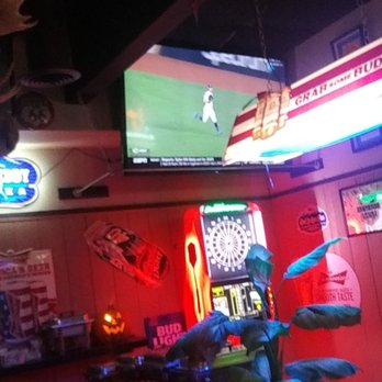 The Establishment Saloon - Inside view - Sports Bars Near Me - Stockton, California