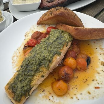 Smoke Signals - salmon - Barbeque Near Me - Lake Placid, New York