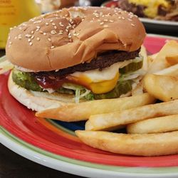 Lb cheeseburger & fries...