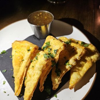 44 Mills Kitchen + Tap - Pimento Cheese Rangoons - New American Near Me - Concord, North Carolina