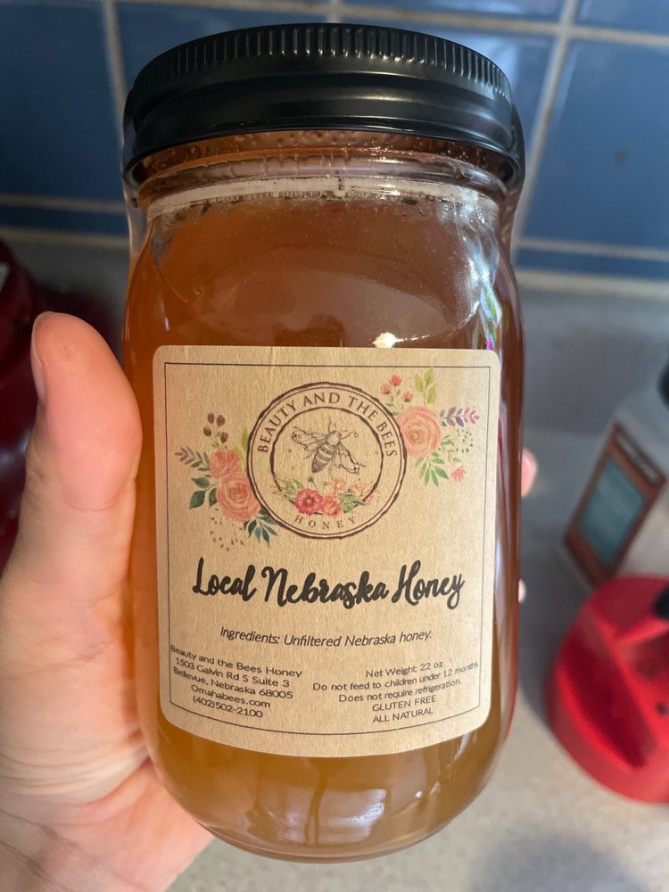 Beauty and the Bees Honey Logo