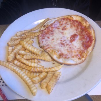 Amici Italian Eatery - Kids cheese pizza - Italian Near Me - Graham, Washington