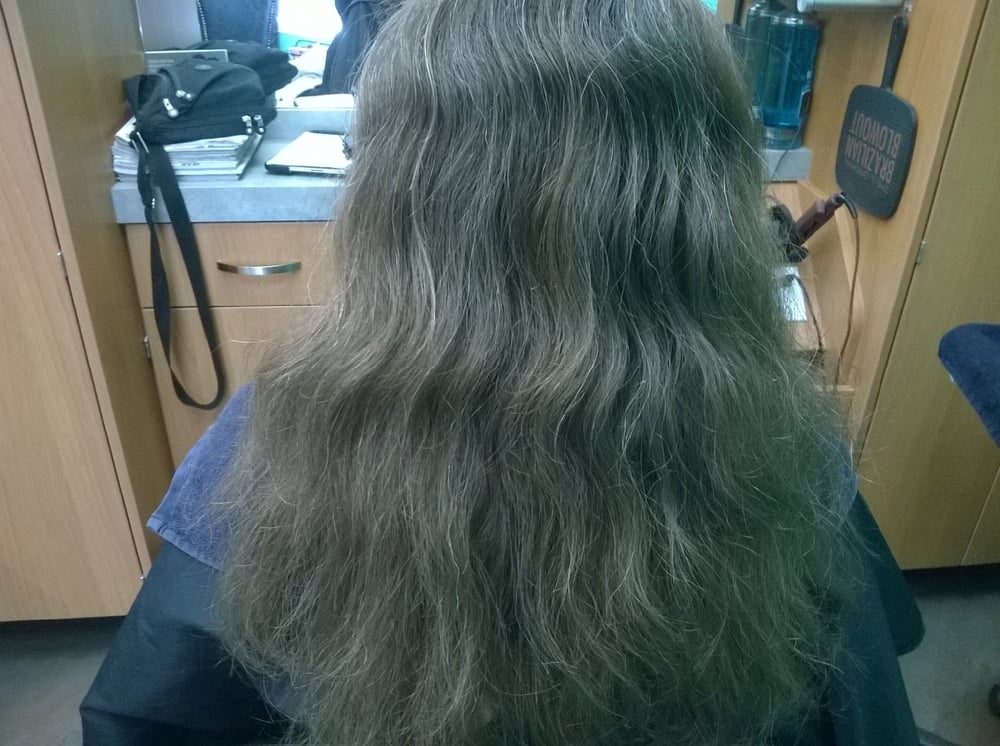 Kim Card At Salon NK Logo