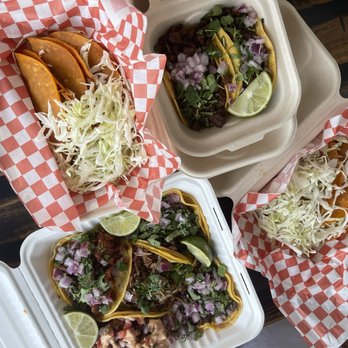 El Cocinero - Tacos of all sorts. Al pastor and chicharron were the best! - Mexican Near Me - Van Nuys CA, California El Cocinero - Tacos of all sorts. Al pastor and chicharron were the best! - Mexican Near Me - Van Nuys CA, California