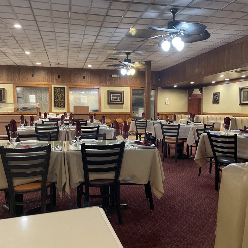 Mantra Indian Cuisine - Dinning area - Indian Near Me - Temecula, California Mantra Indian Cuisine - Dinning area - Indian Near Me - Temecula, California