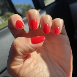 Gel manicure (some gel x/ color 132) by Harry