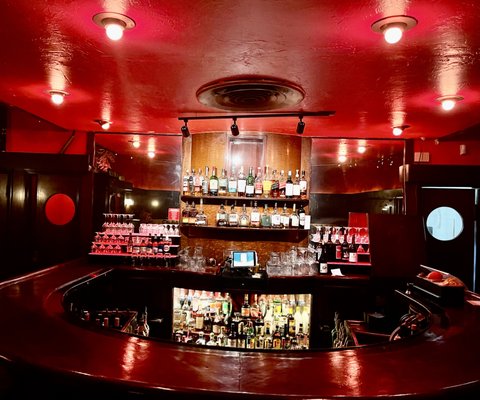 Horse in the Alley by null