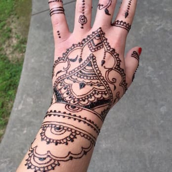 Henna Tradition - Farwa is amazing! This is my first experience with henna and I am in love with it! - Henna Artists Near Me Henna Tradition - Farwa is amazing! This is my first experience with henna and I am in love with it! - Henna Artists Near Me