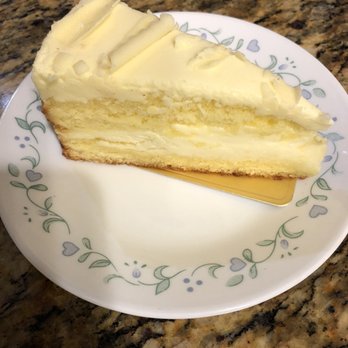Brioche de Paris - Limoncello Mascarpone Cake (5 stars) - French Near Me - Walnut Creek, California Brioche de Paris - Limoncello Mascarpone Cake (5 stars) - French Near Me - Walnut Creek, California