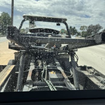 EZ Towing - Tow truck - Towing Near Me - Van Nuys, California