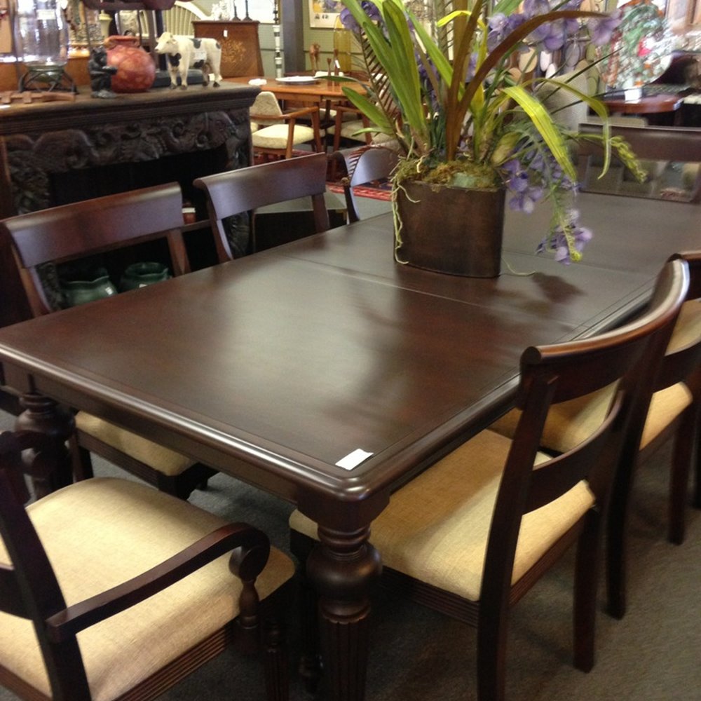 Karen's Consignment Gallery - Furniture Stores Near Me - San Diego, California Karen's Consignment Gallery - Furniture Stores Near Me - San Diego, California