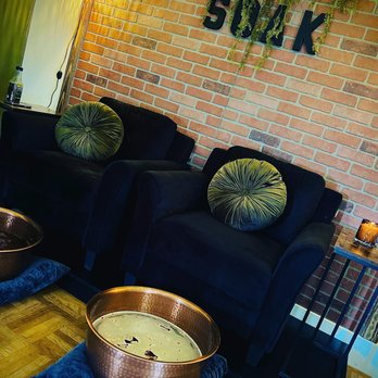 Pine & Willow - Massage Near Me - Skowhegan, Maine Pine & Willow - Massage Near Me - Skowhegan, Maine