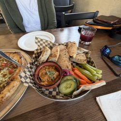 Hummus plate.  Fresh and delicious!