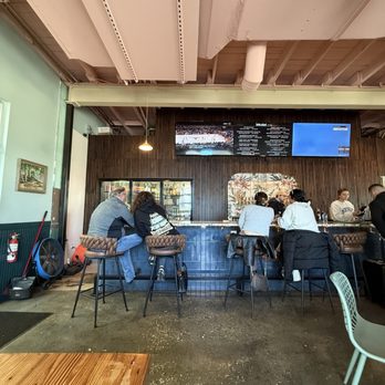 Late Start - Breweries Near Me - Tampa, Florida