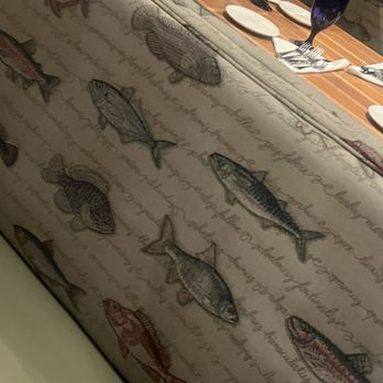 Anthony's Restaurant - booth - Seafood Near Me - Gig Harbor, Washington