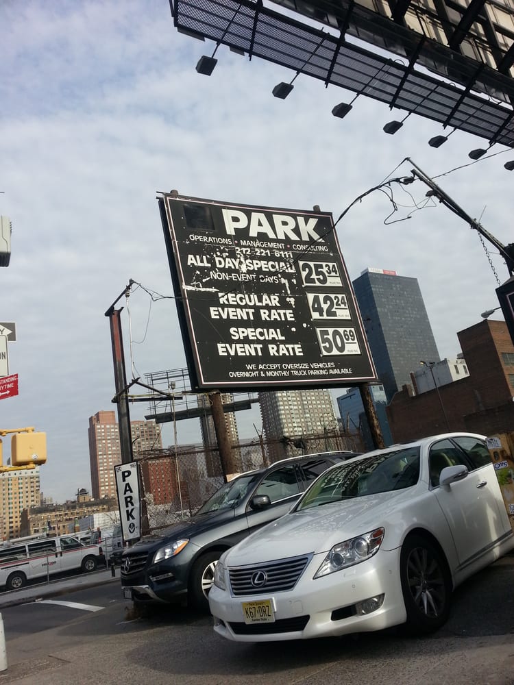 PARKING AT JAVITS Updated September 2024 34TH And 11th Ave, New