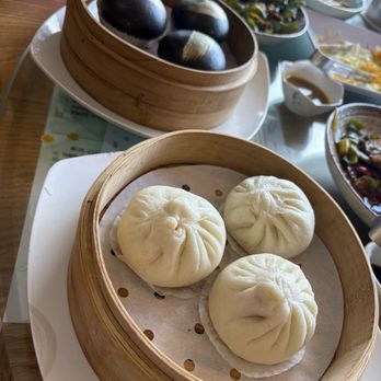 Mama Chang - Bbq steamed buns - Chinese Near Me - Hatfield Township, Pennsylvania