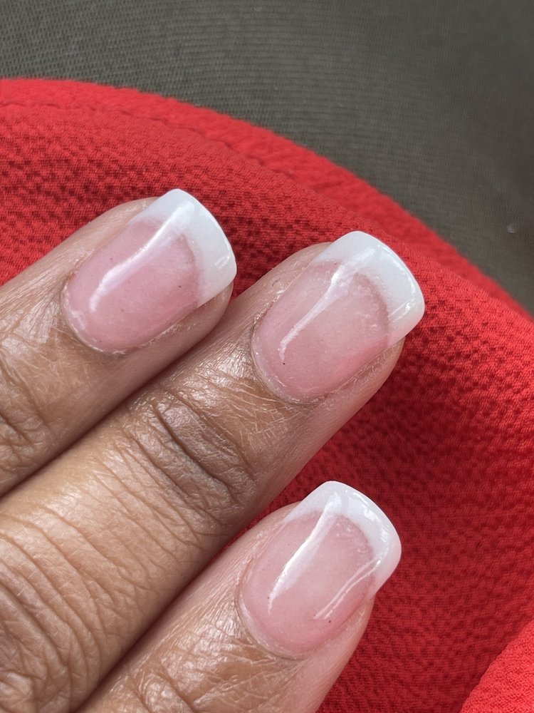 LE NAILS Updated October 2024 10 Reviews 1029 Hwy 51 N, Madison