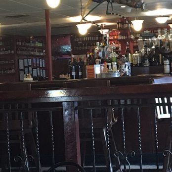 Pearl’s - Cajun/Creole Near Me - Elk Rapids, Michigan