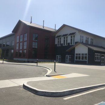 Russian River Brewing - Outside. Couldn't fit in one frame because it's so big. - Brewpubs Near Me - Windsor, California Russian River Brewing - Outside. Couldn't fit in one frame because it's so big. - Brewpubs Near Me - Windsor, California