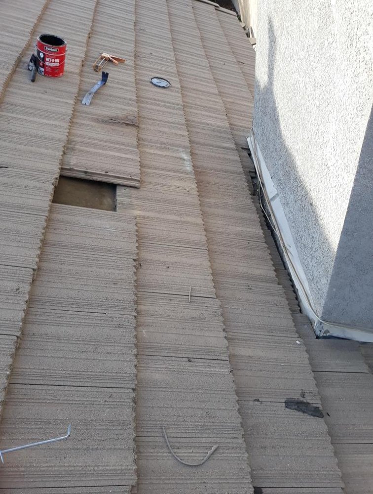 Slide of Torres Roofing