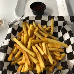 Marcus Chesterfield Cinema - Side of Fries